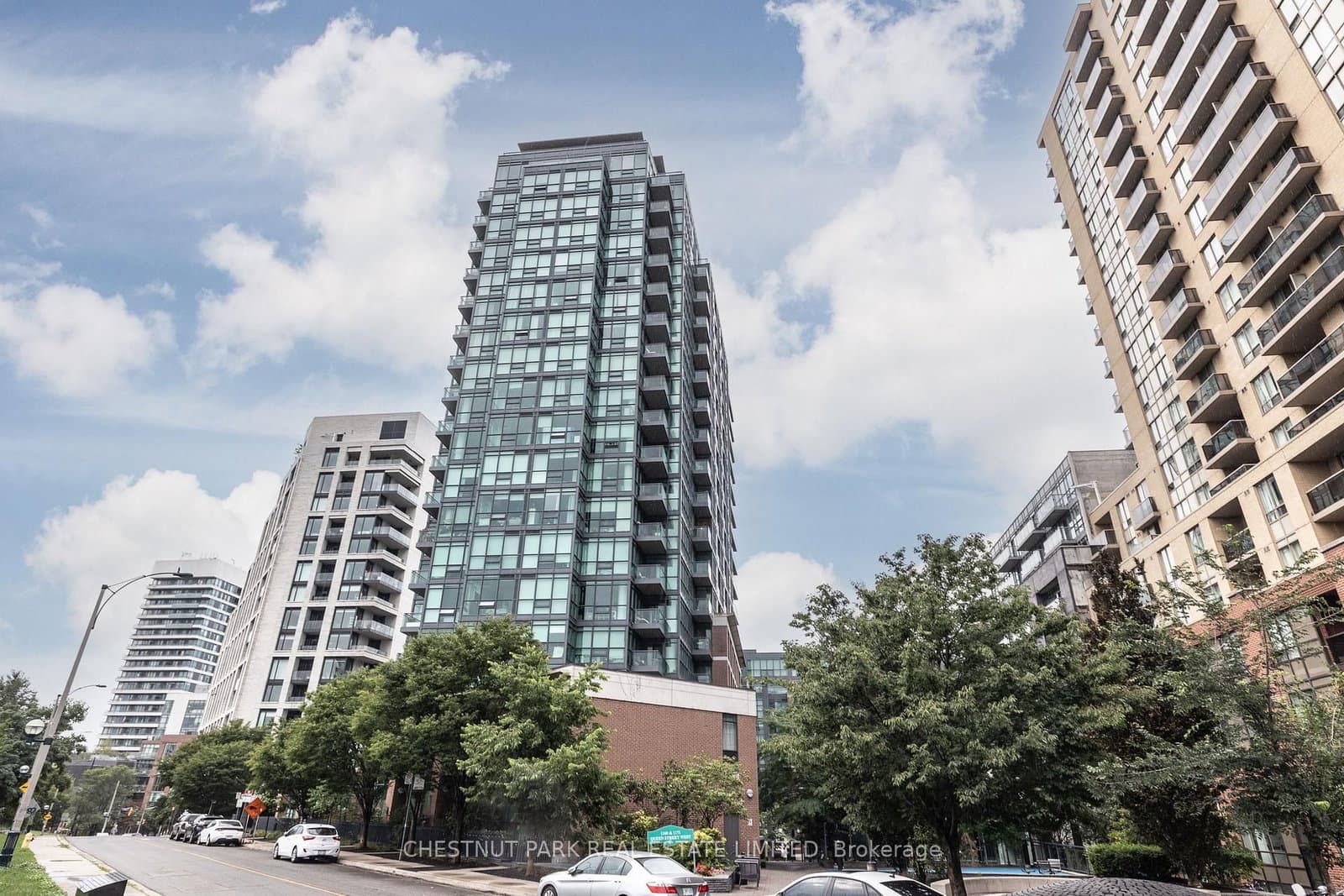 1171 Queen Street W, Unit 802 thumbnail 18