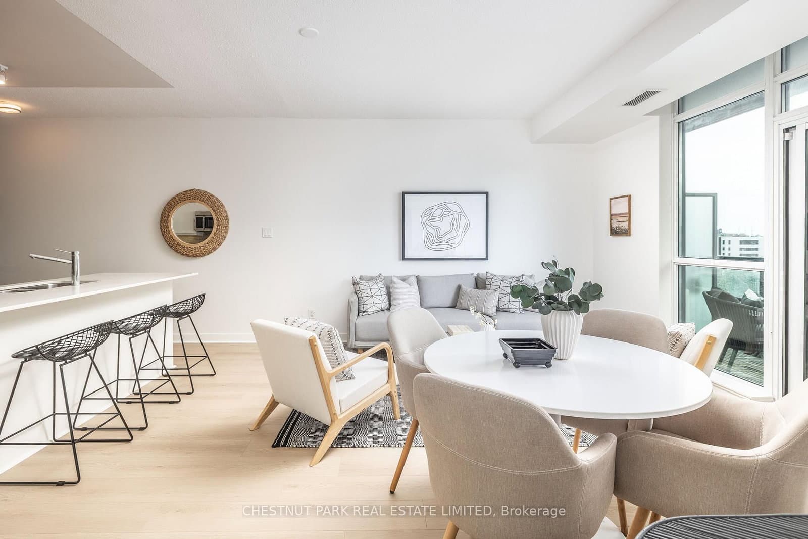 1171 Queen Street W, Unit 802 thumbnail 6