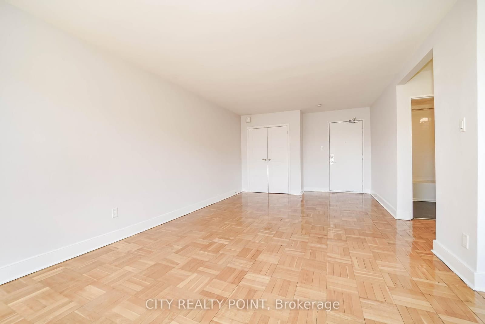 1545 Bathurst Street, Unit 202 thumbnail 6