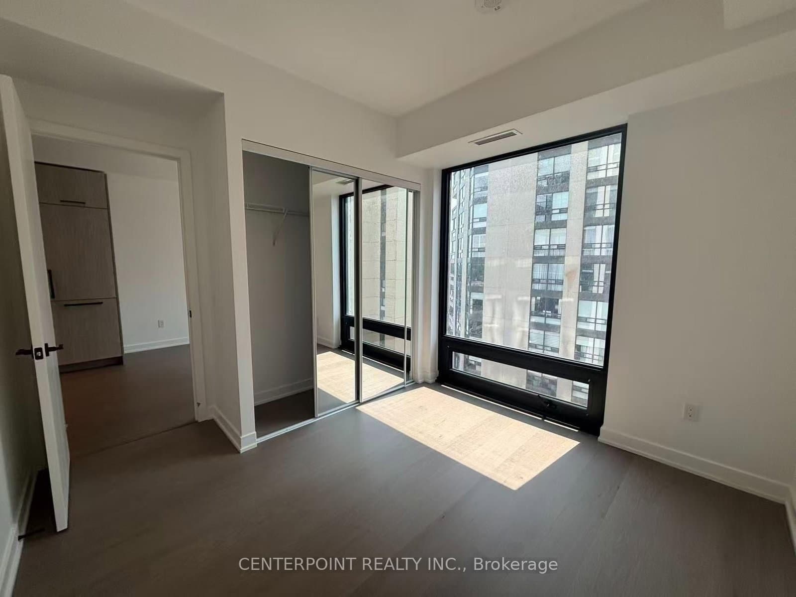 89 Montclair Avenue, Unit 1522 thumbnail 6