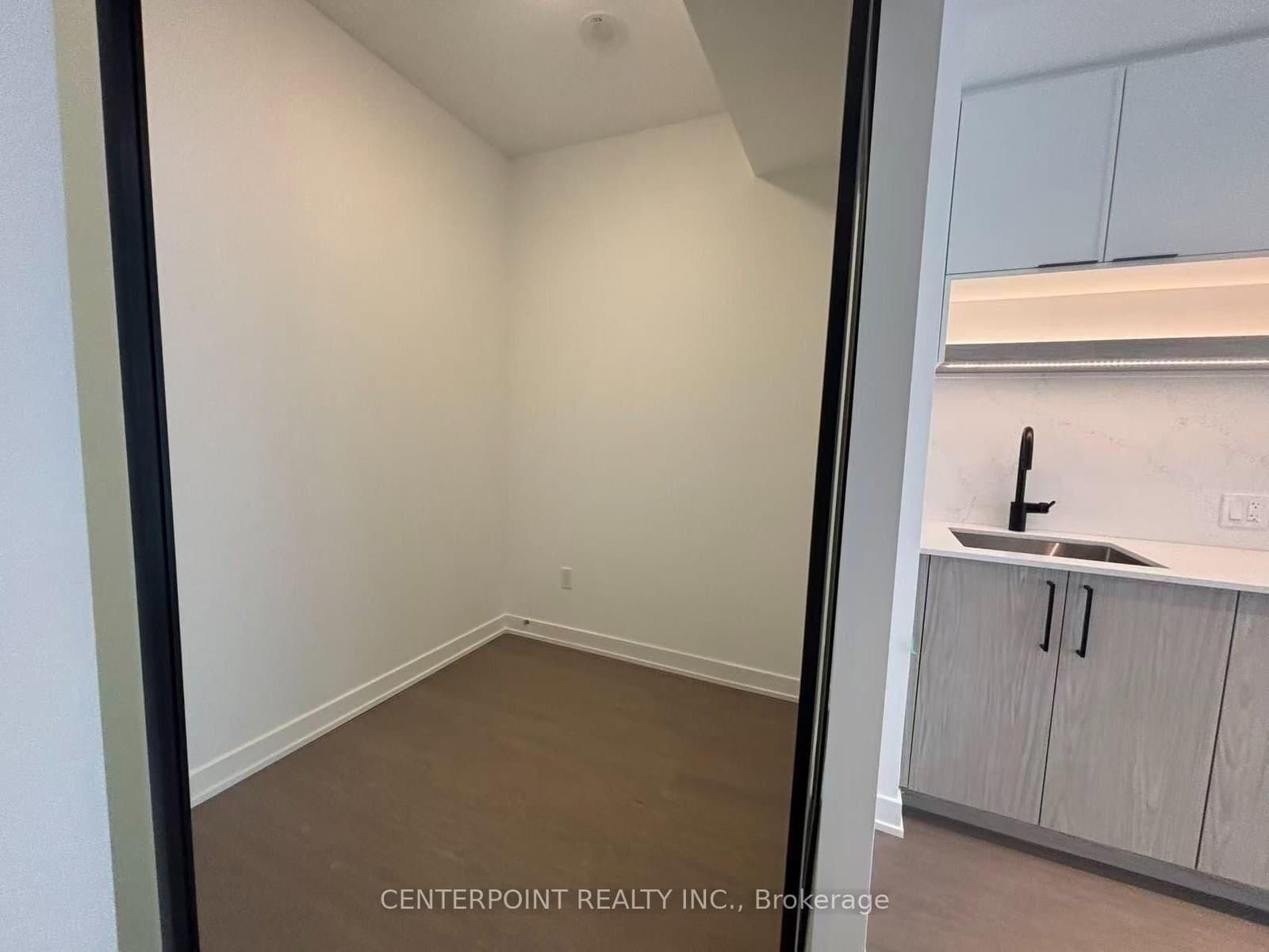 89 Montclair Avenue, Unit 1522 thumbnail 9