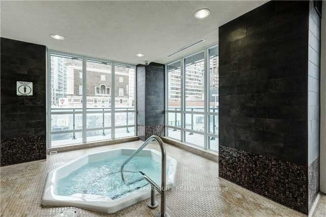 825 Church Street, Unit 1502 thumbnail 25