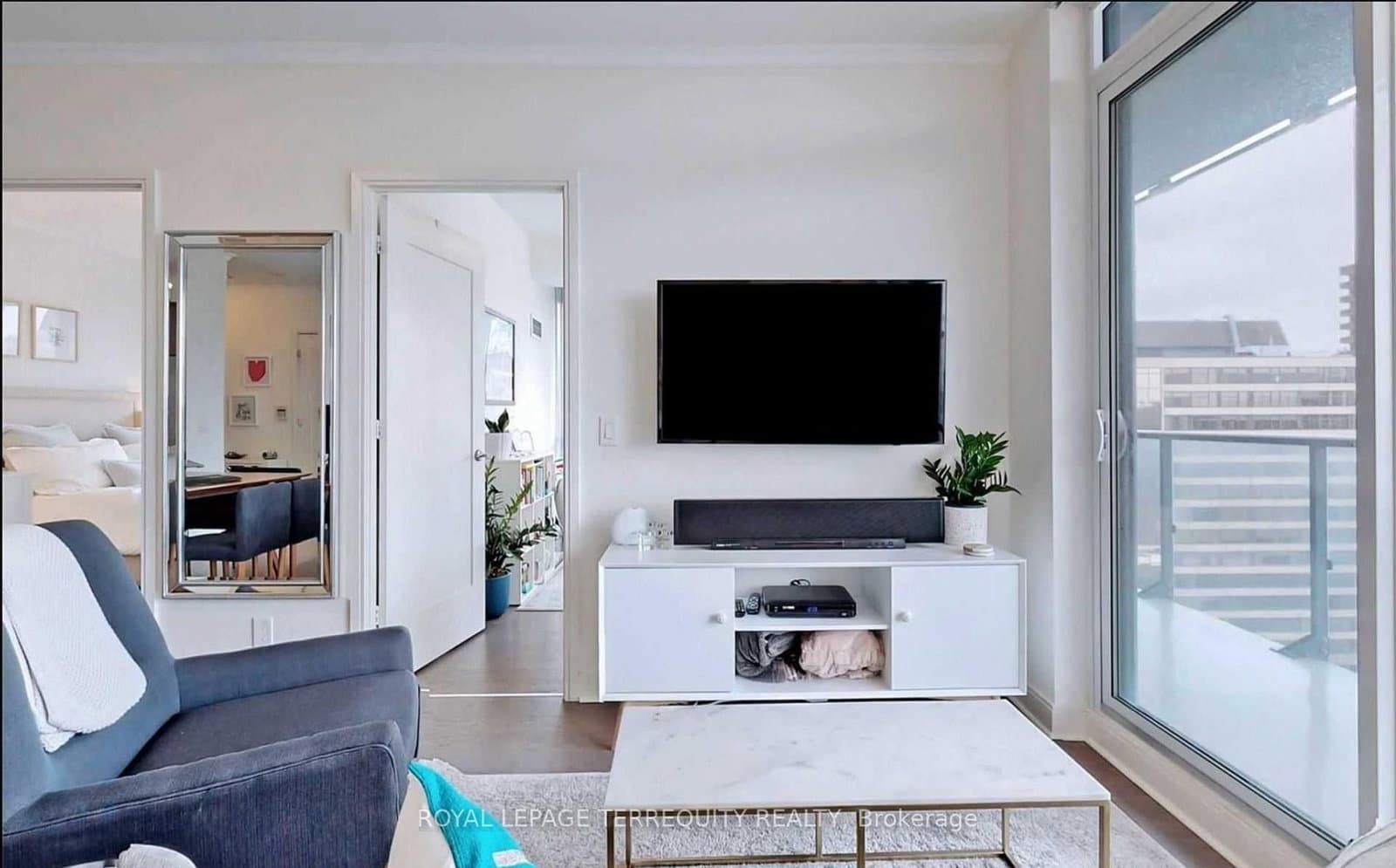 825 Church Street, Unit 1502 thumbnail 4
