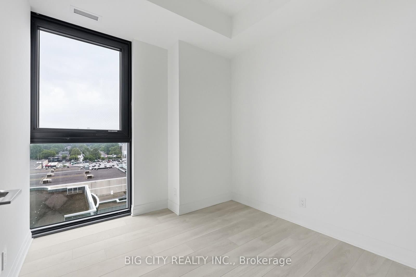 25 Frederick Todd Way, Unit 1004 thumbnail 14