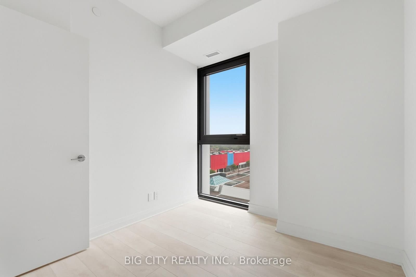 25 Frederick Todd Way, Unit 1004 thumbnail 16
