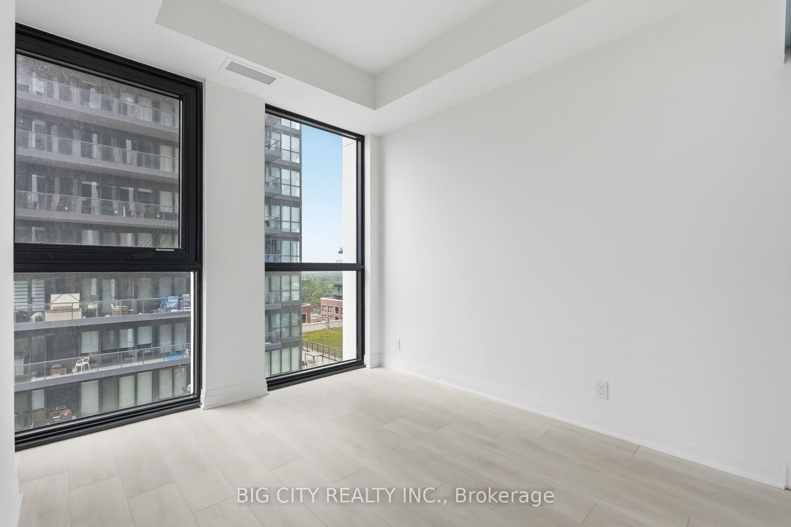 25 Frederick Todd Way, Unit 1004 thumbnail 18