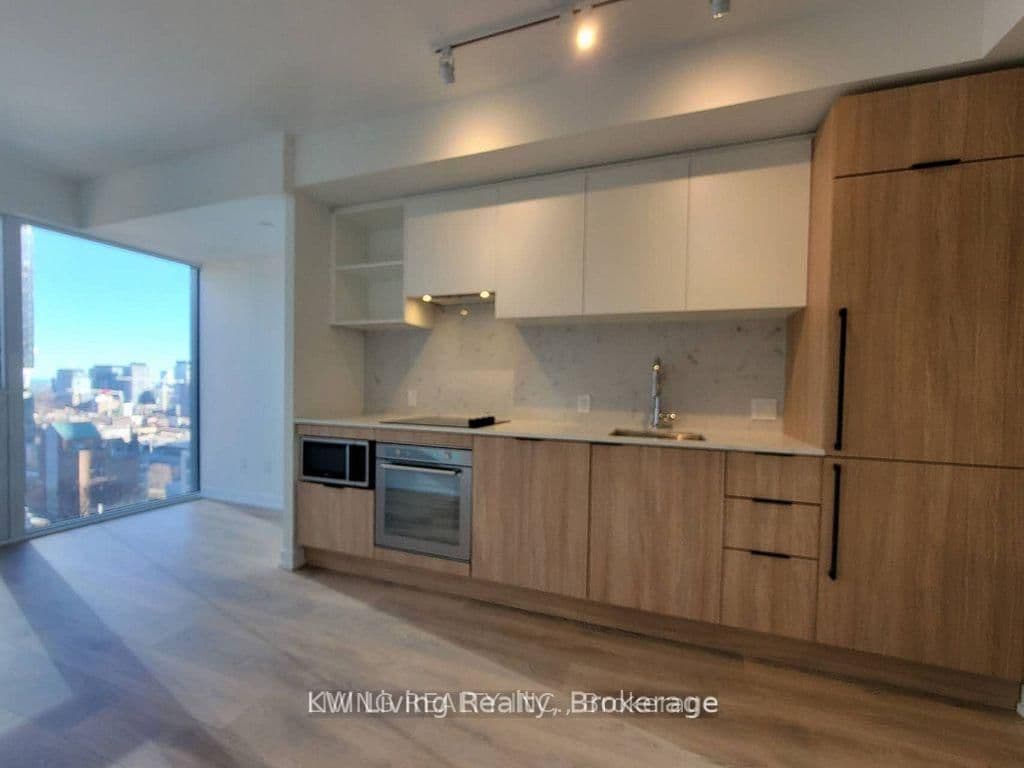 82 Dalhousie Street, Unit 1801 thumbnail 5