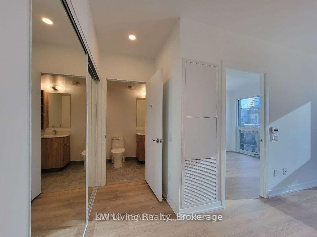 82 Dalhousie Street, Unit 1801 thumbnail 9
