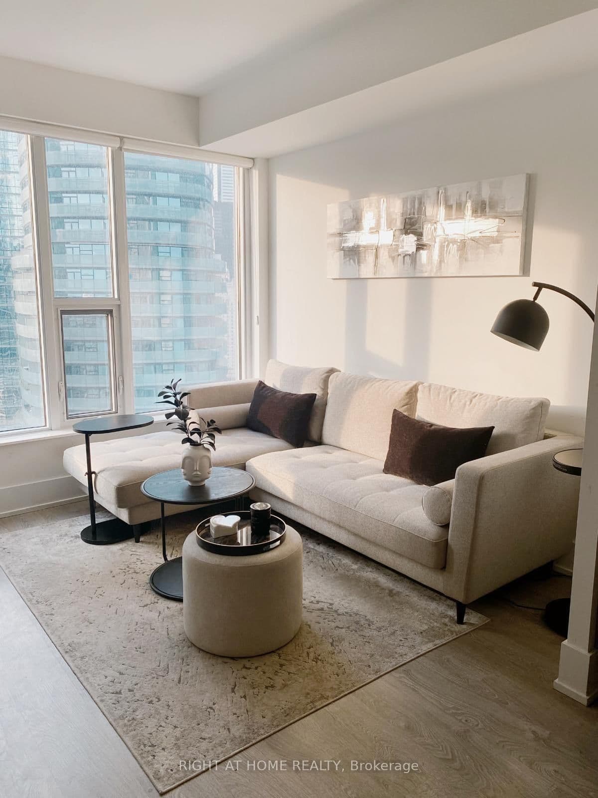 10 York Street, Unit 3213 thumbnail 15