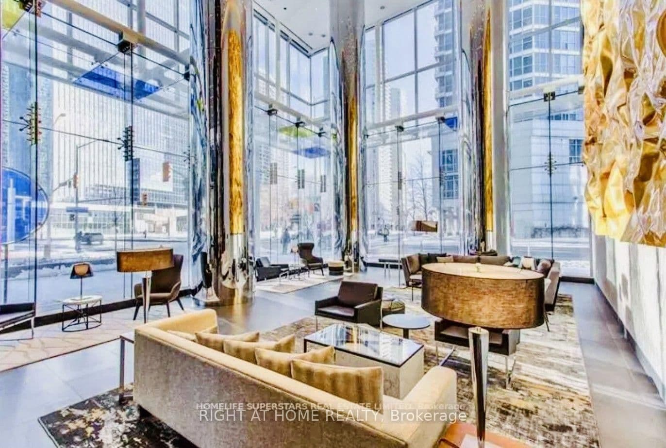 10 York Street, Unit 3213 thumbnail 6