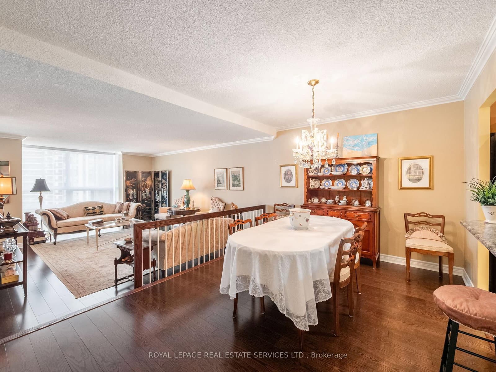 131 Beecroft Road, Unit 1404 thumbnail 10