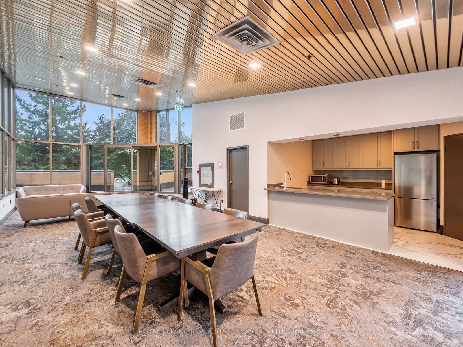131 Beecroft Road, Unit 1404 thumbnail 36