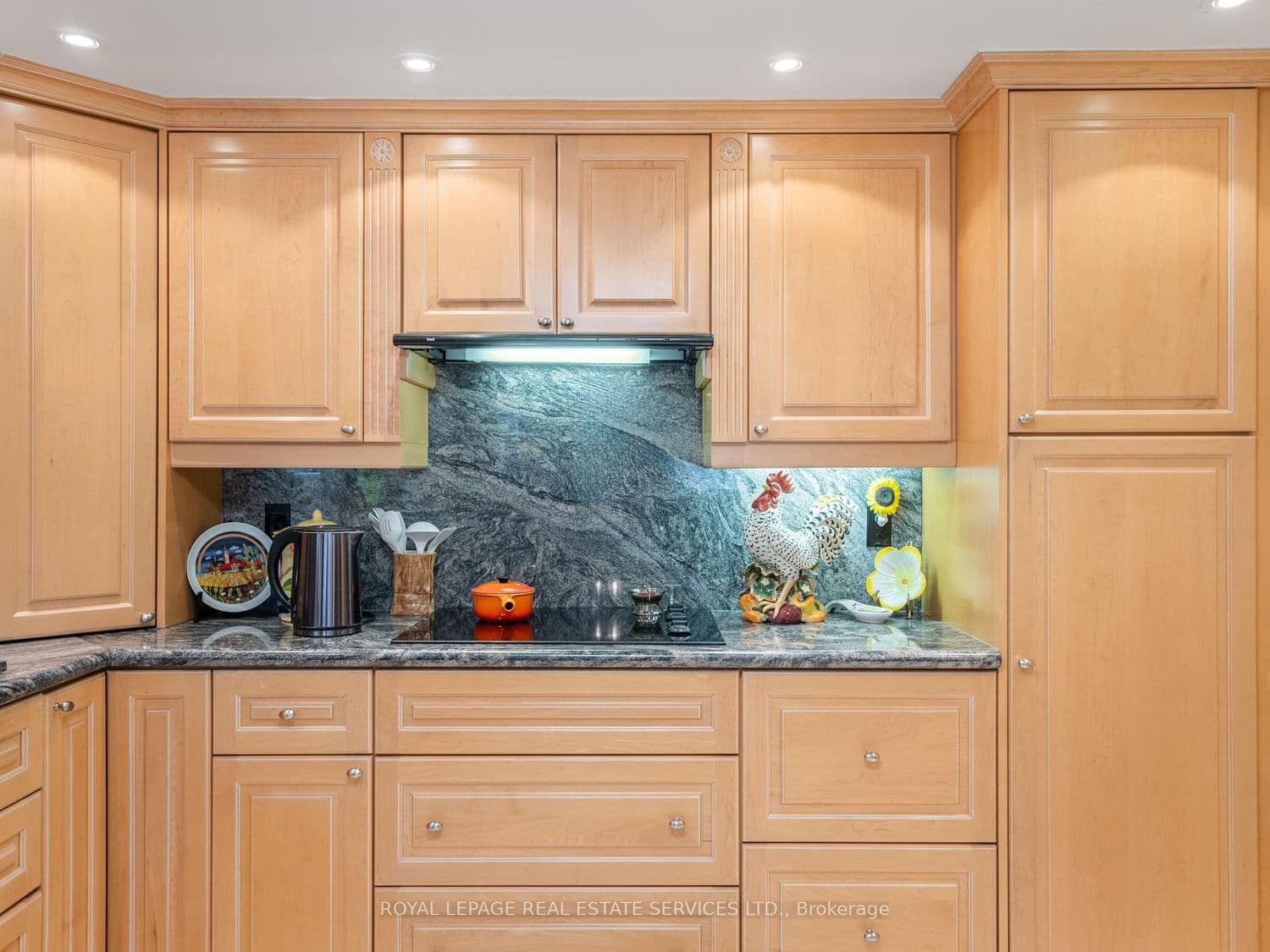 131 Beecroft Road, Unit 1404 thumbnail 7