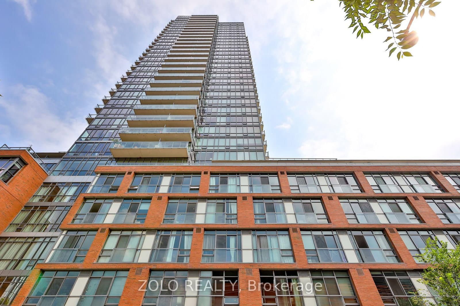 33 Mill Street, Unit 901 thumbnail 3