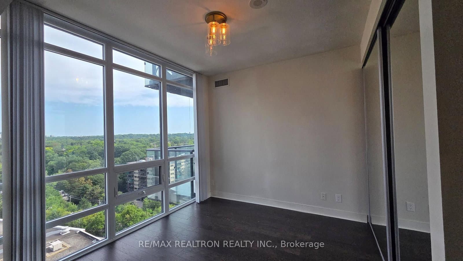 825 Church Street, Unit 1105 thumbnail 11
