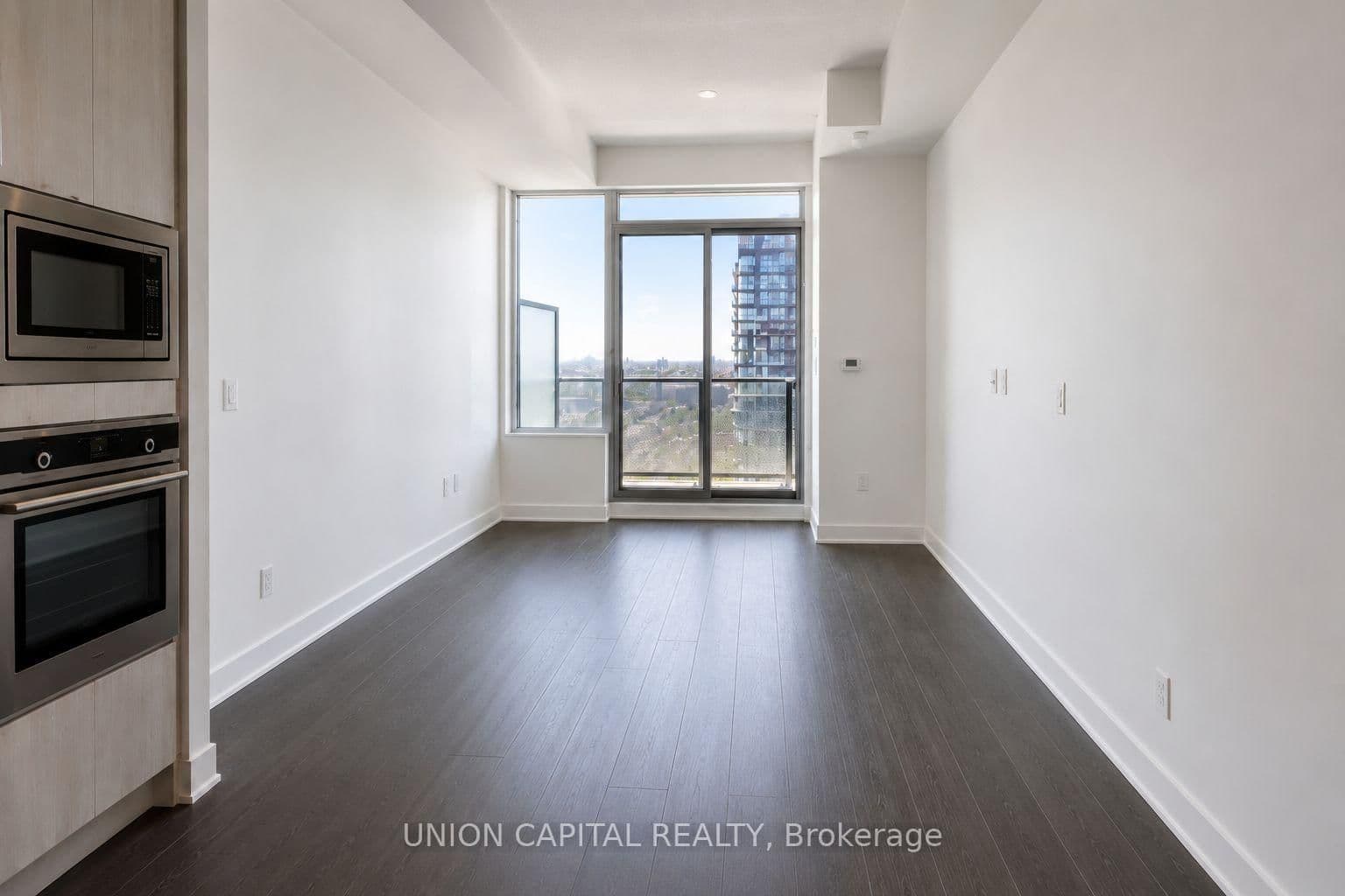 115 Blue Jays Way, Unit 4907 thumbnail 4