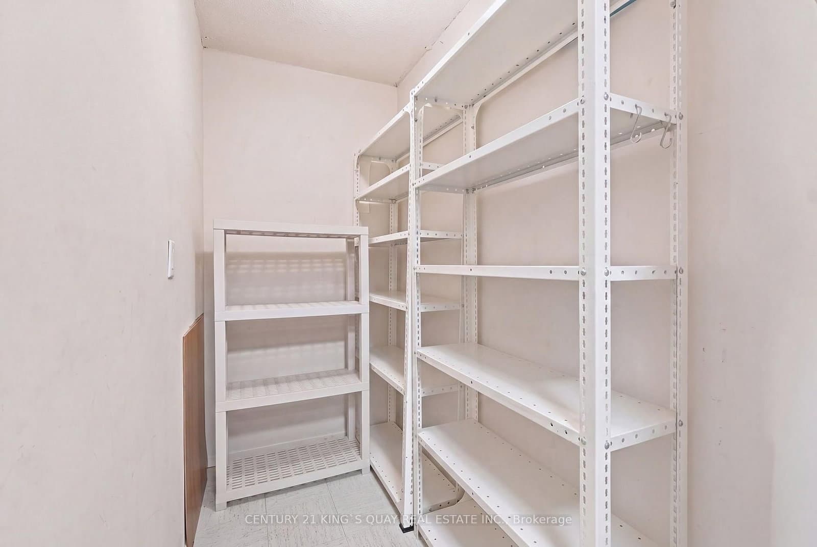 55 Skymark Drive, Unit 1908 thumbnail 27