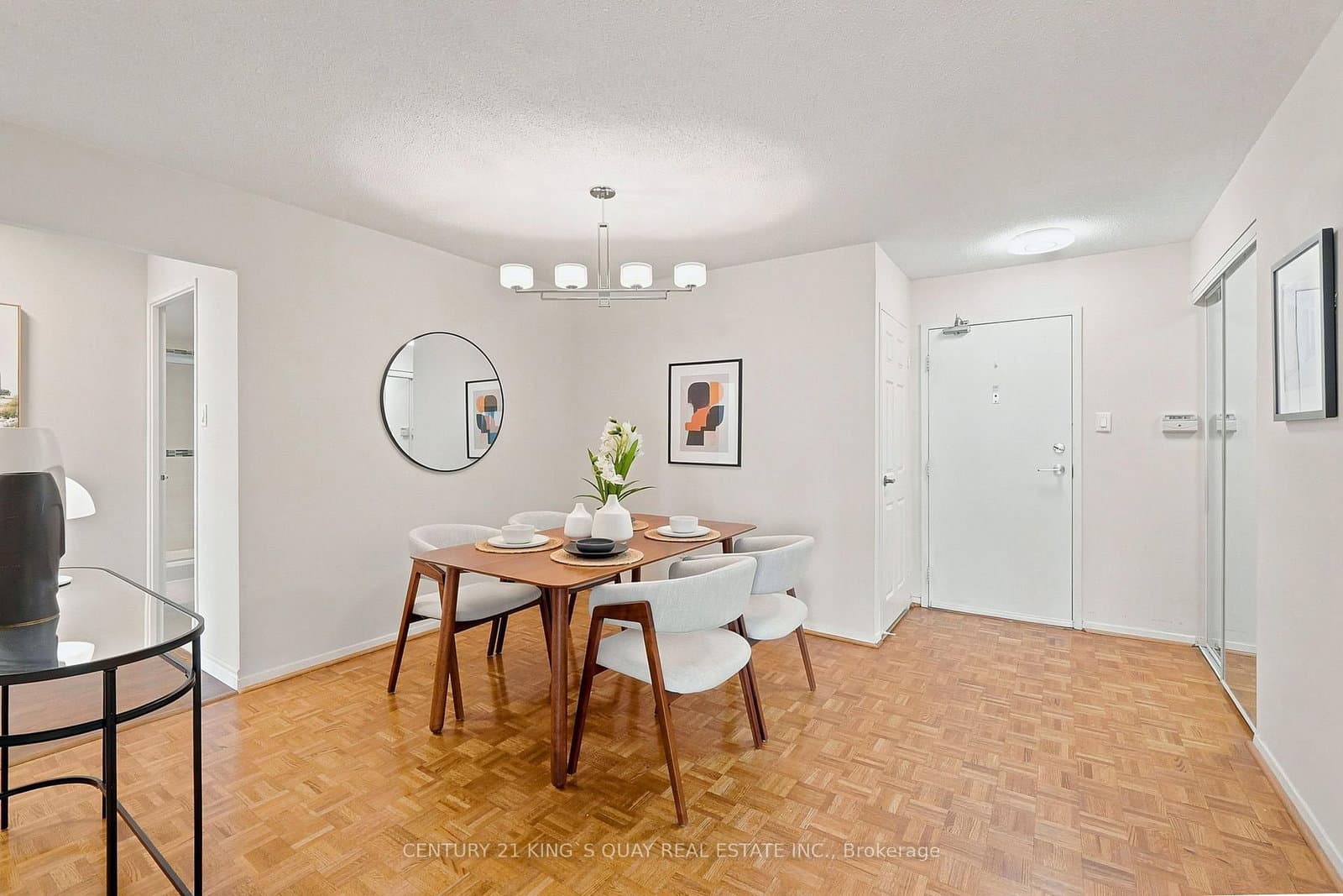 55 Skymark Drive, Unit 1908 thumbnail 4
