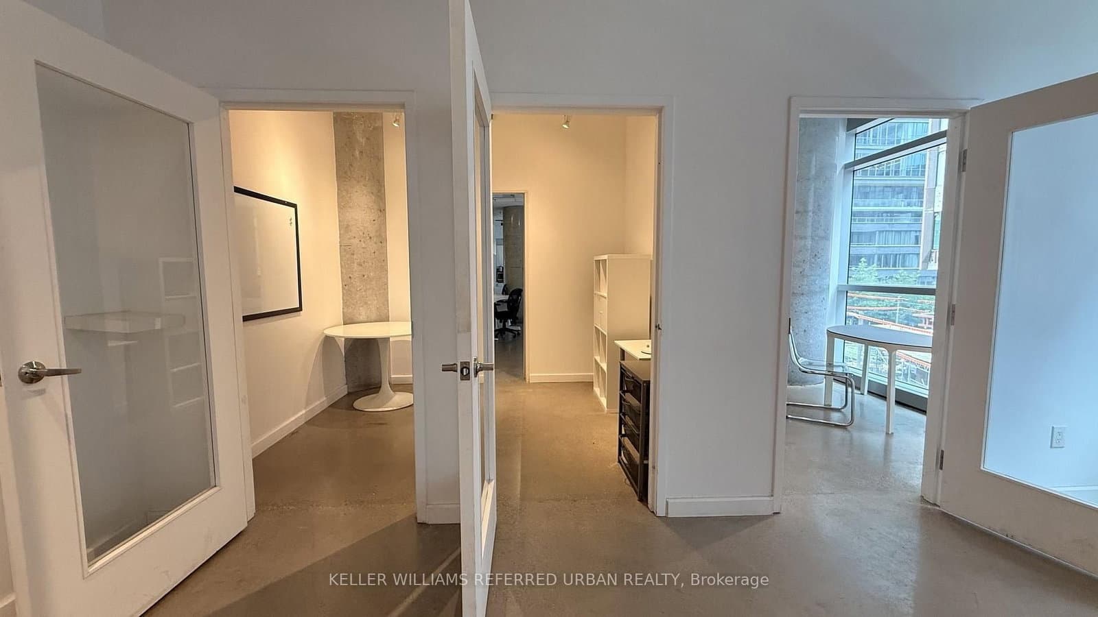 373 King Street W, Unit 301 thumbnail 16