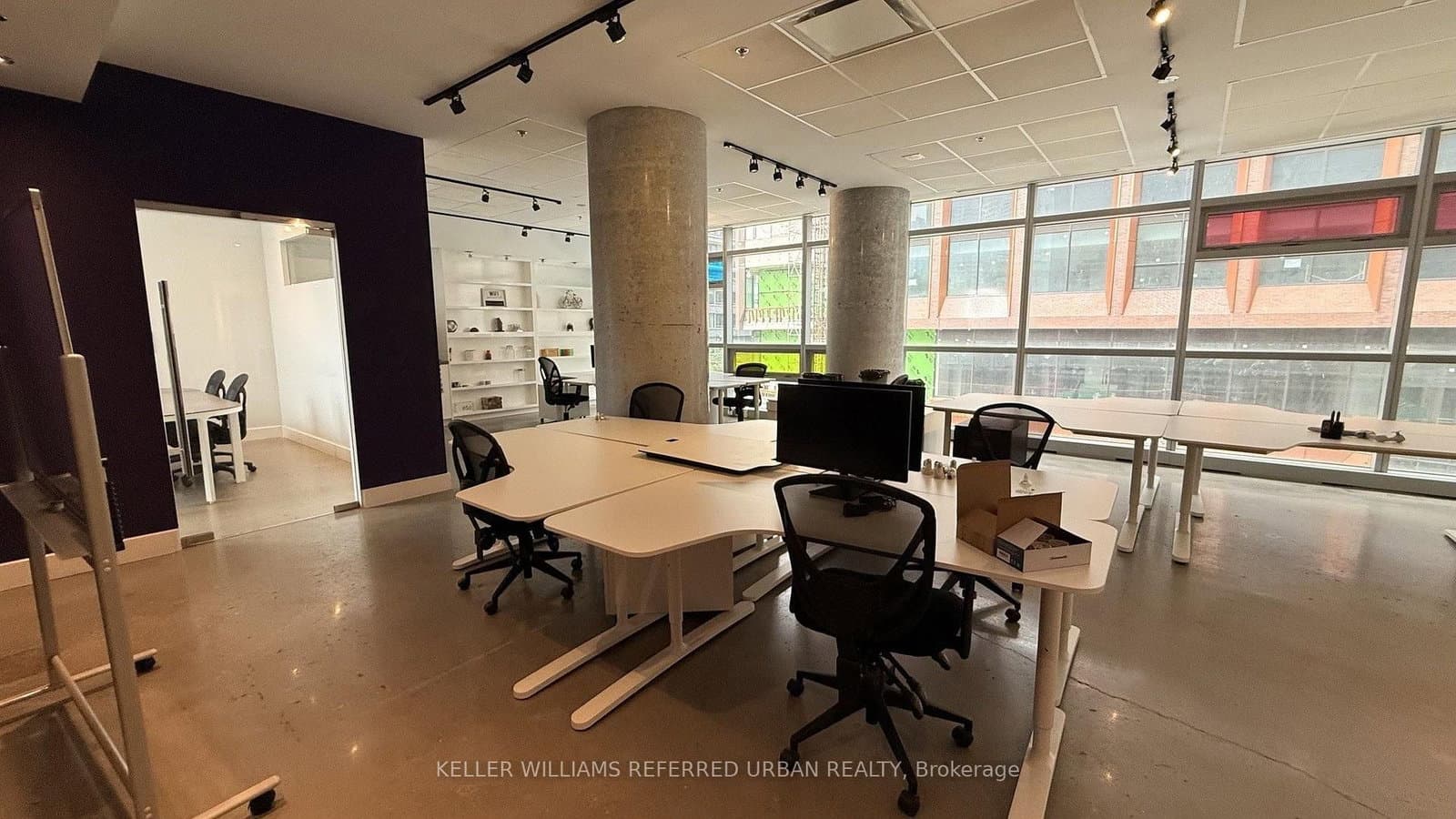 373 King Street W, Unit 301 thumbnail 22
