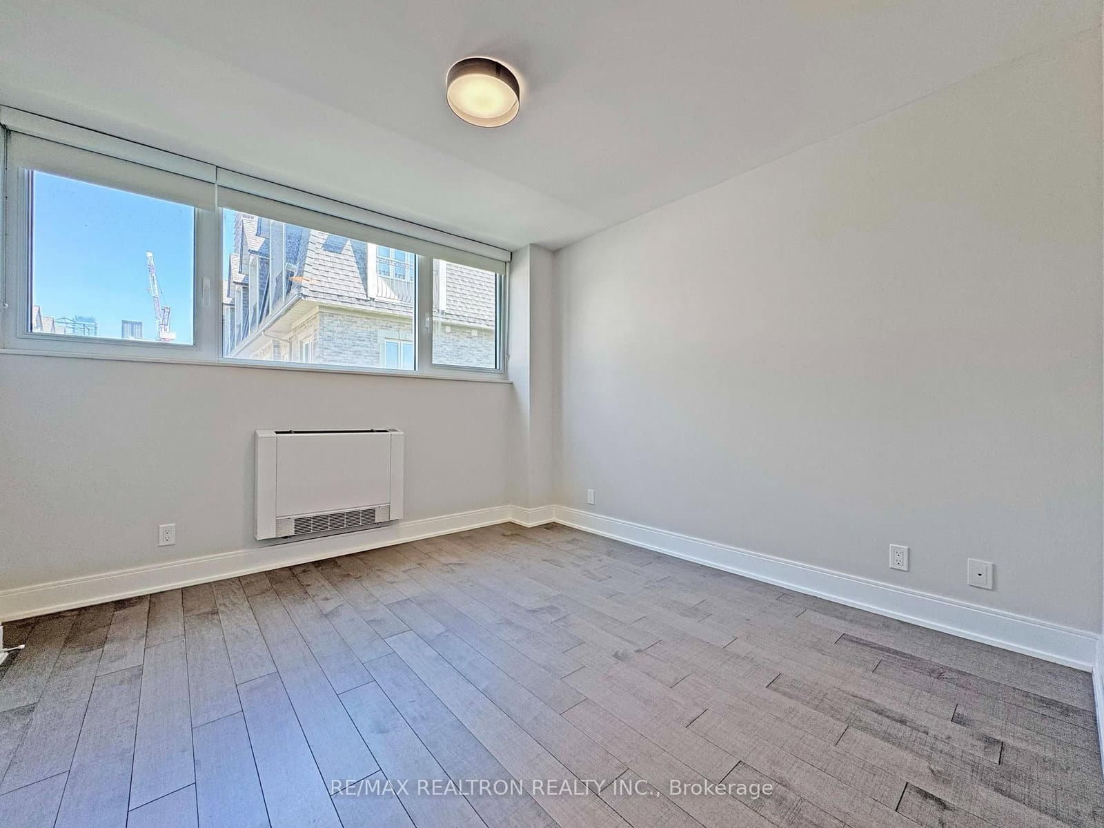 11 Walmer Road, Unit 301 thumbnail 7