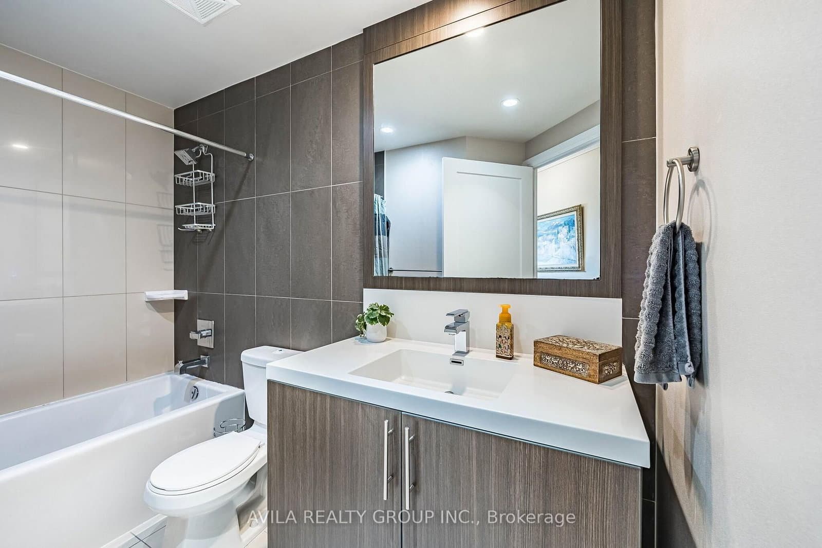 2 Anndale Drive, Unit 2708 thumbnail 21