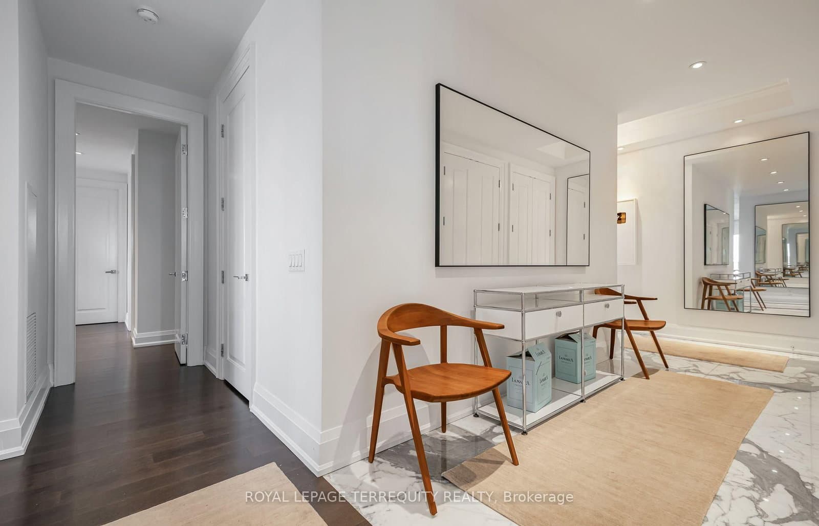 88 Davenport Road, Unit 1704 thumbnail 10