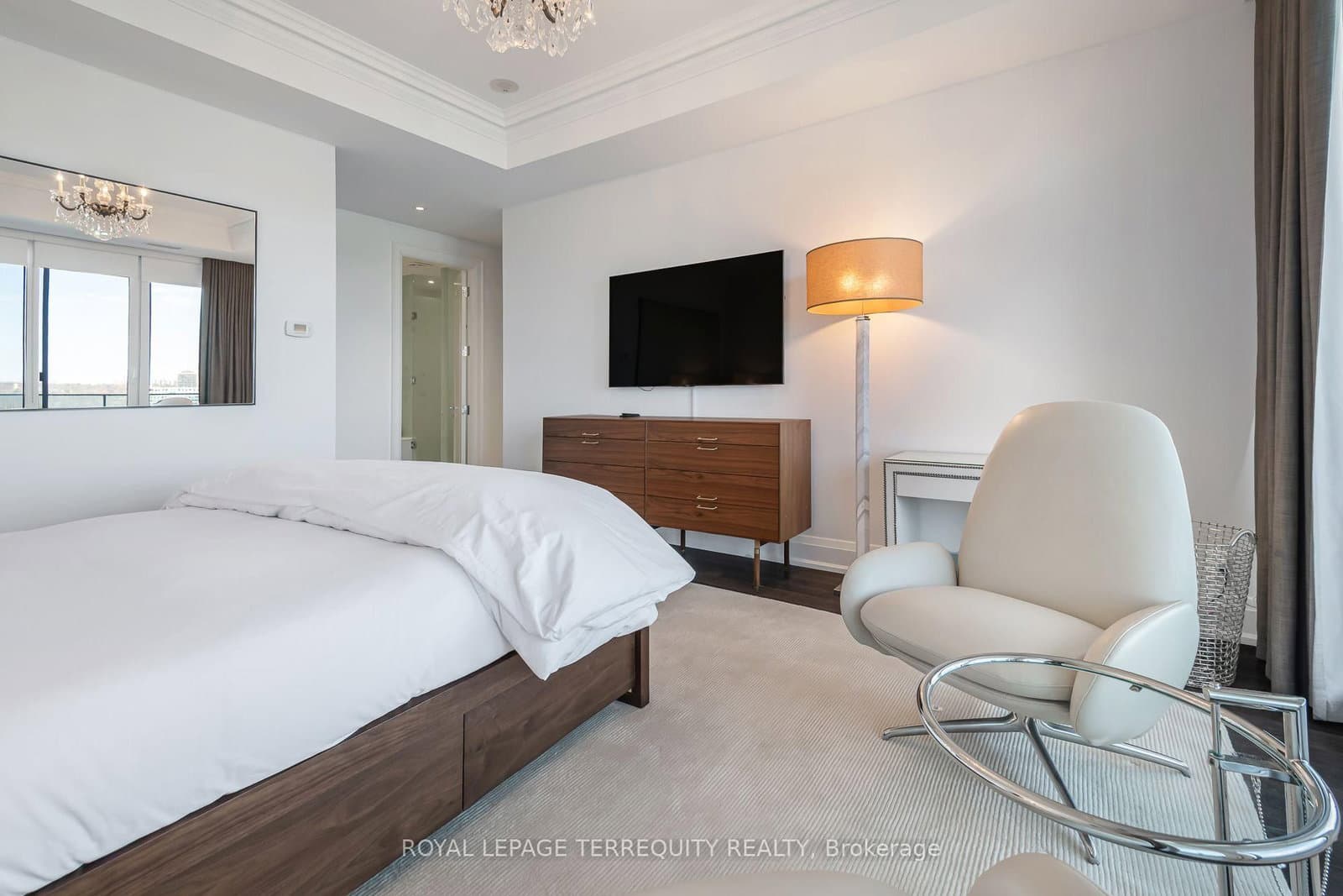 88 Davenport Road, Unit 1704 thumbnail 27
