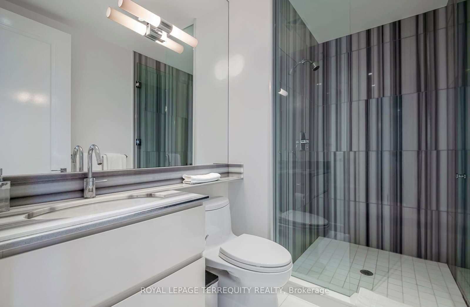 88 Davenport Road, Unit 1704 thumbnail 33