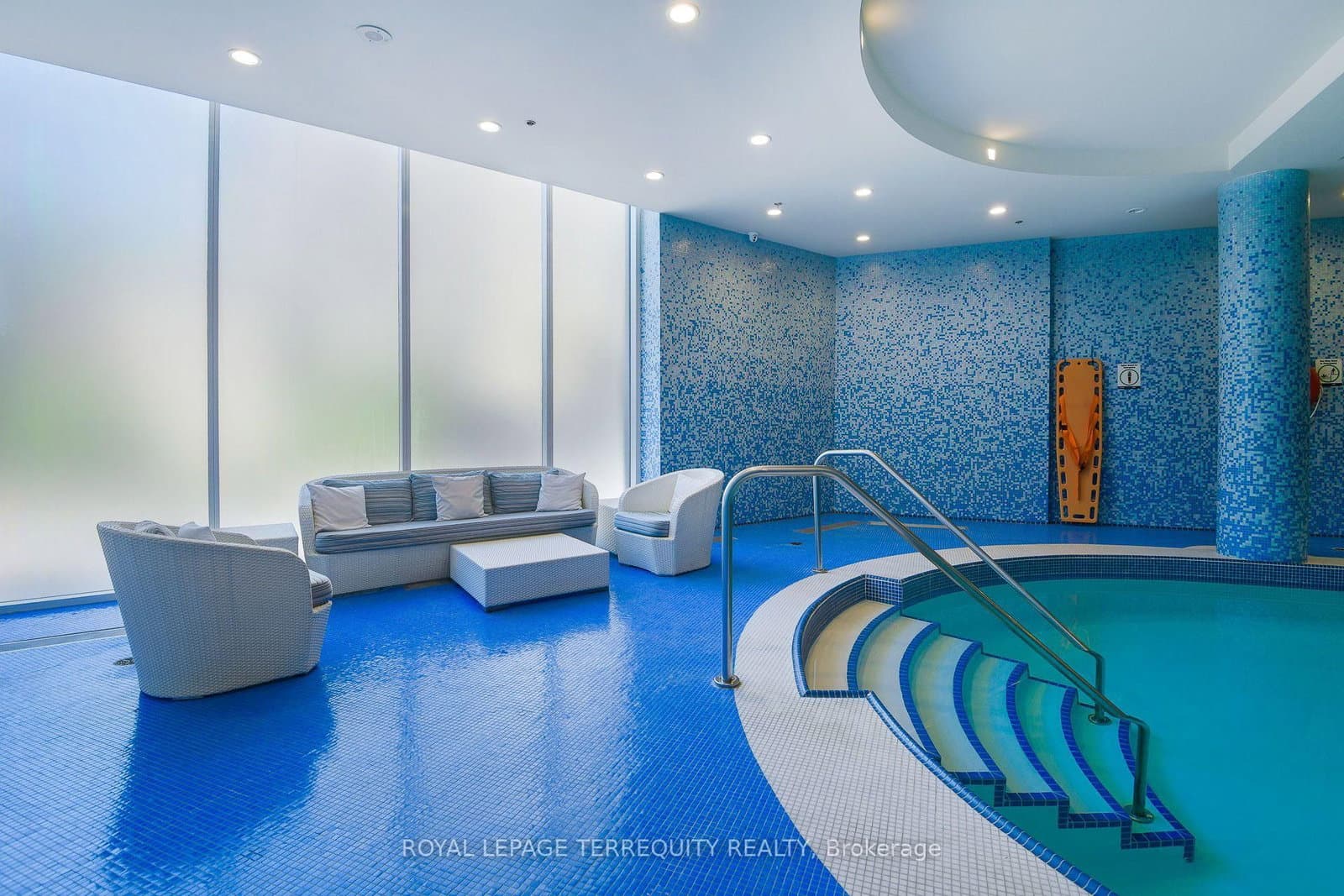 88 Davenport Road, Unit 1704 thumbnail 46