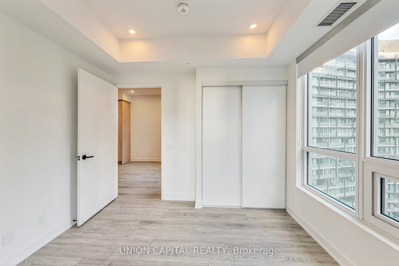 108 Peter Street, Unit 3305 thumbnail 10