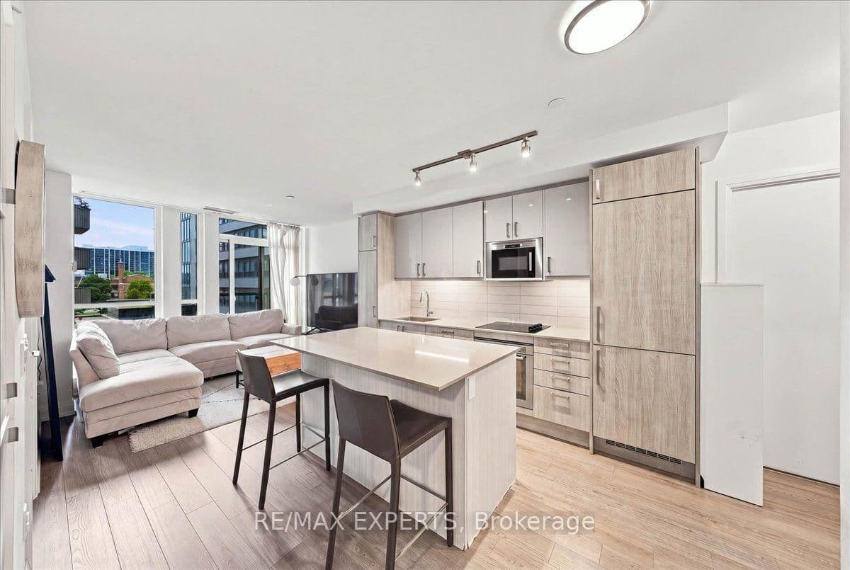 77 Mutual Street, Unit 401 thumbnail 10