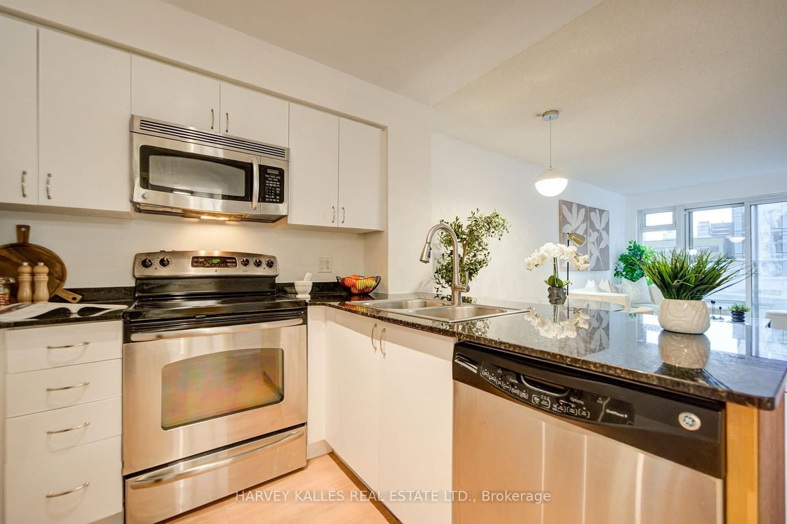 2191 Yonge Street, Unit 504 thumbnail 15