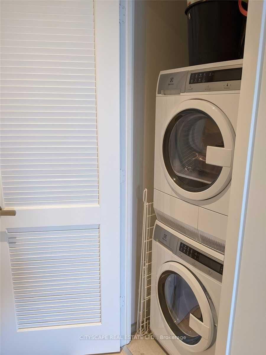 12 Bonnycastle Street, Unit 206 thumbnail 19