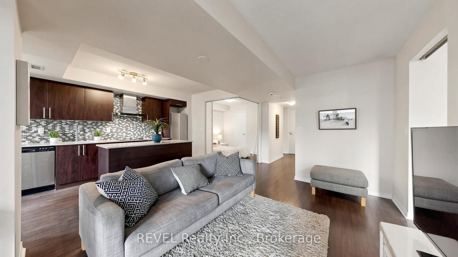 352 Front Street W, Unit 306 thumbnail 14