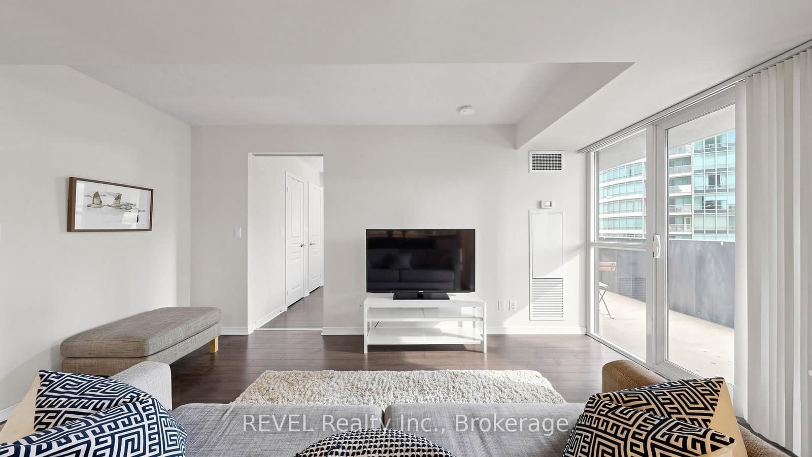 352 Front Street W, Unit 306 thumbnail 15