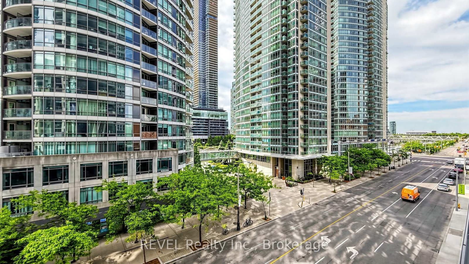 352 Front Street W, Unit 306 thumbnail 35