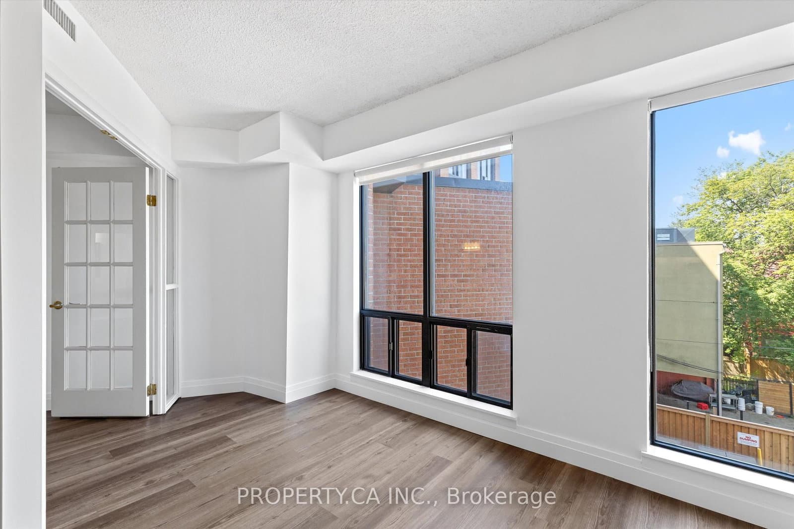 456 College Street, Unit 306 thumbnail 11