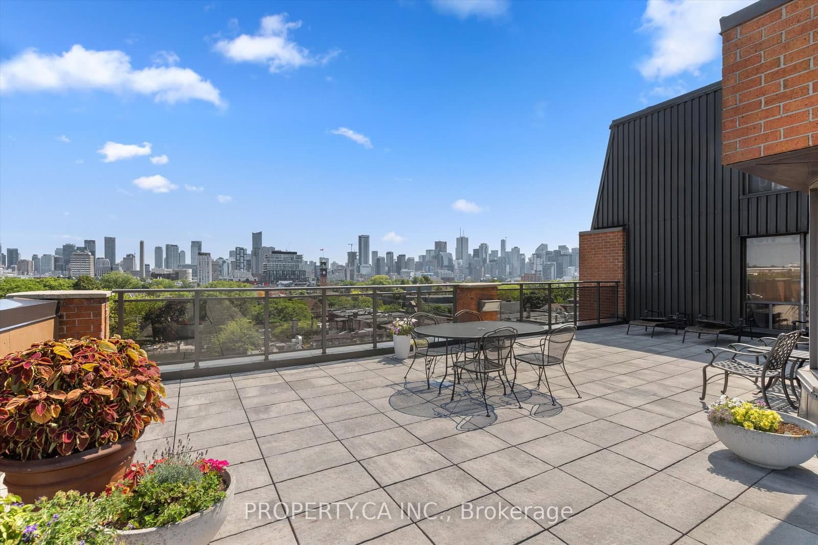 456 College Street, Unit 306 thumbnail 25