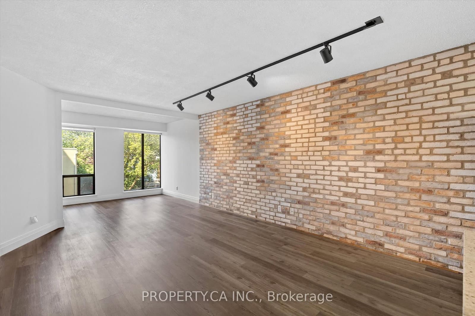 456 College Street, Unit 306 thumbnail 7