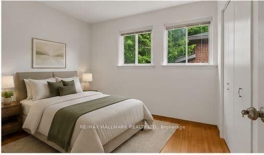 691 Conacher Drive thumbnail 23