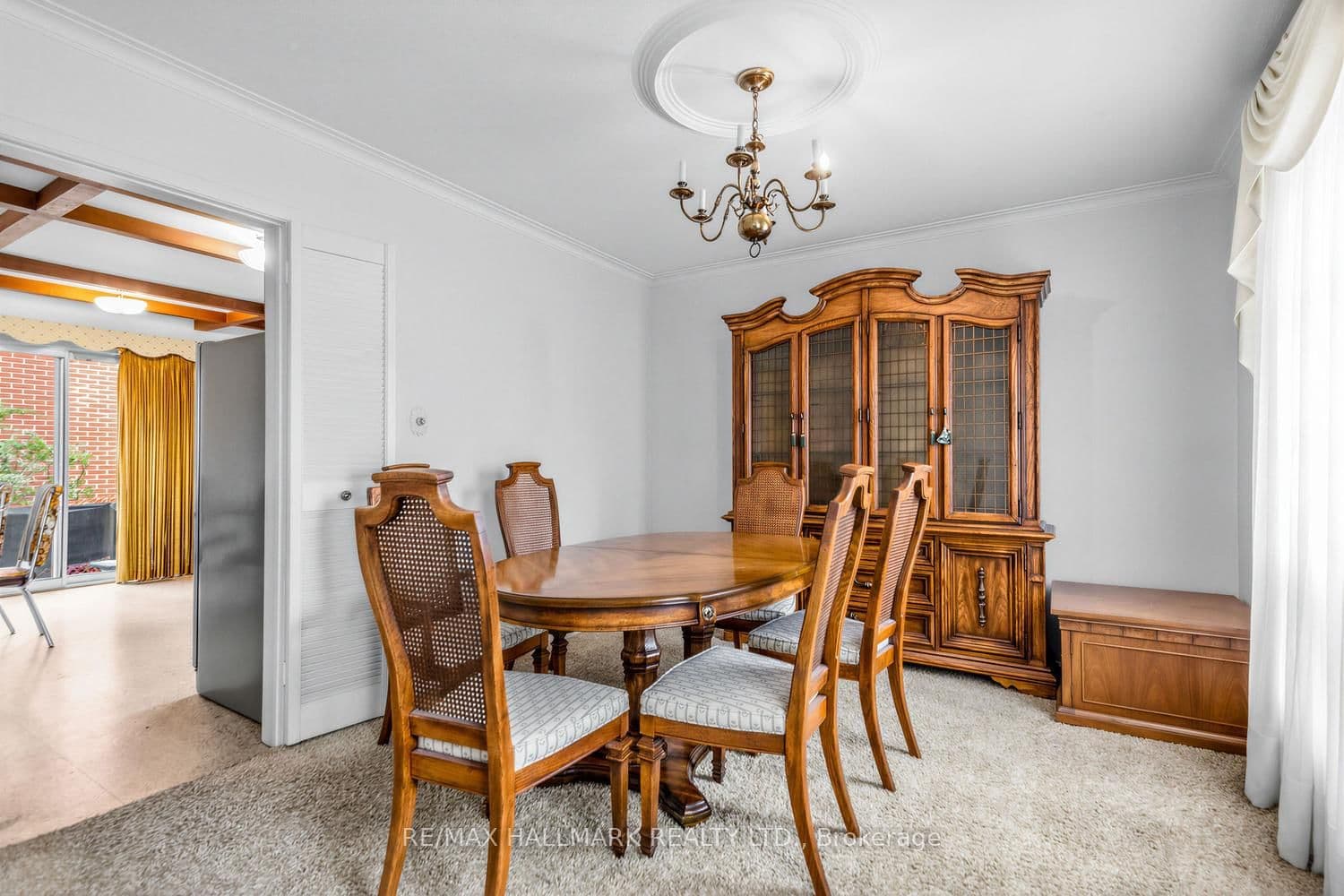 691 Conacher Drive thumbnail 7