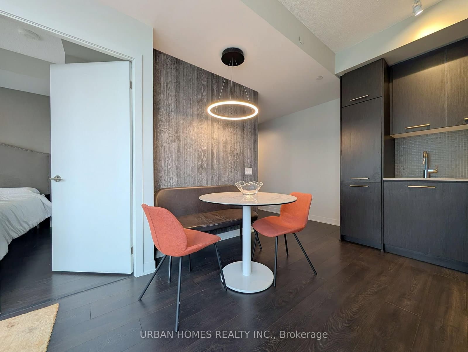 87 Peter Street, Unit 4006 thumbnail 8
