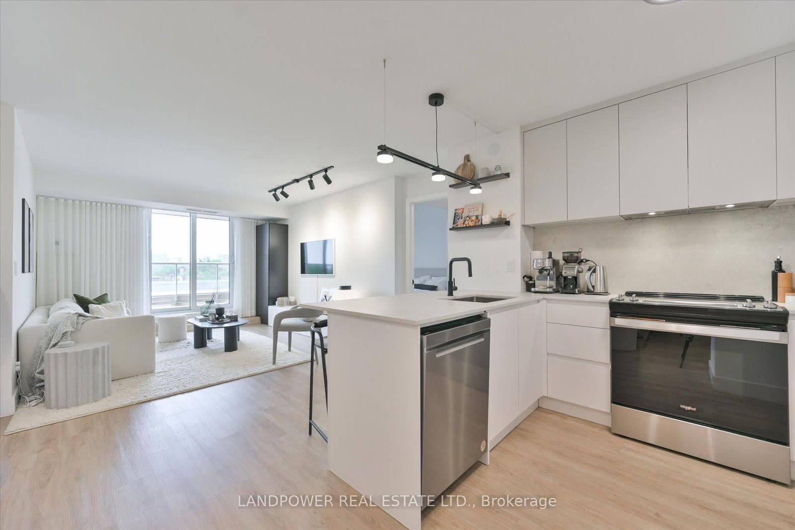 18 Kenaston Gardens, Unit 503 thumbnail 14