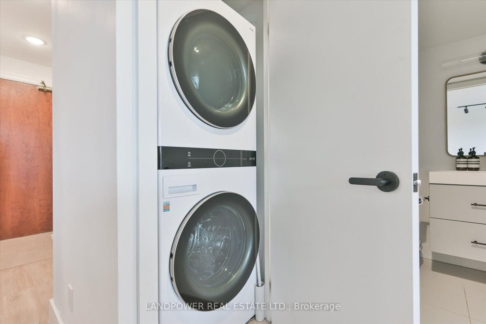 18 Kenaston Gardens, Unit 503 thumbnail 27