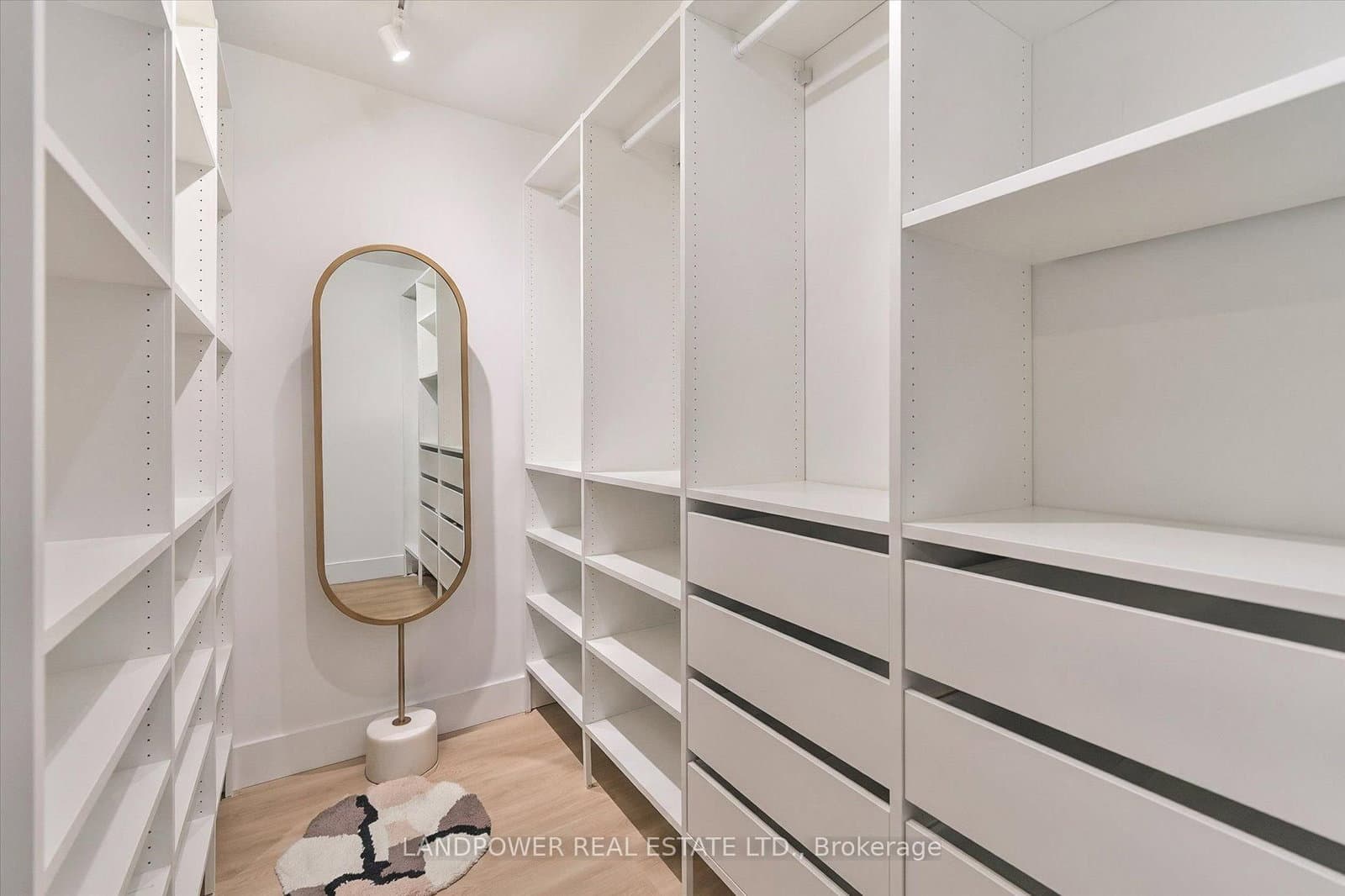 18 Kenaston Gardens, Unit 503 thumbnail 6