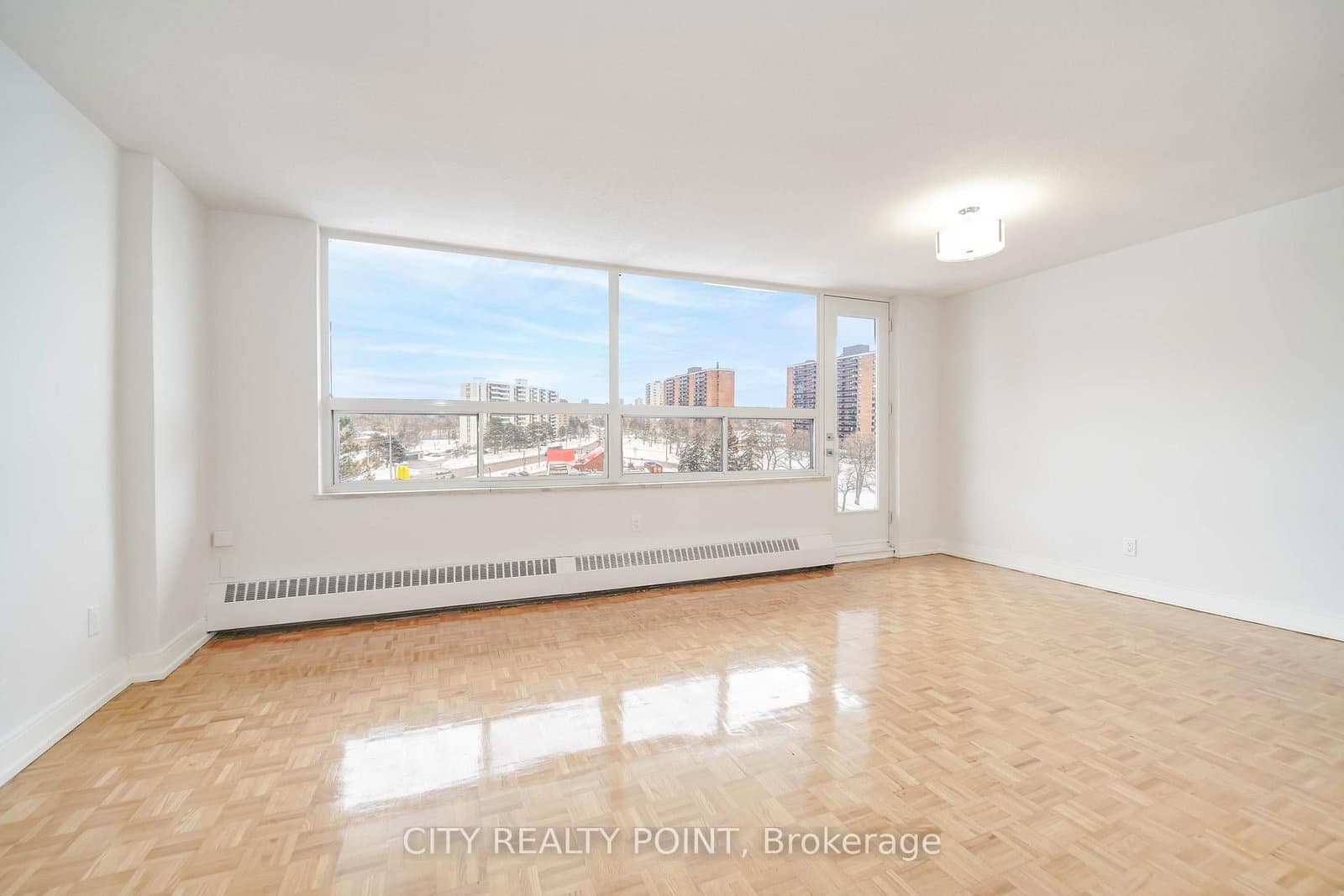 6200 Bathurst Street, Unit 310 thumbnail 6