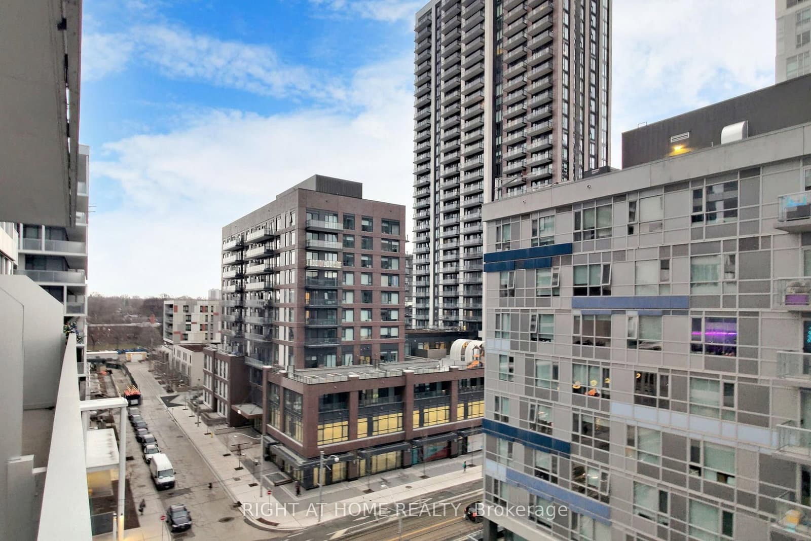 20 Tubman Avenue, Unit 707 thumbnail 17