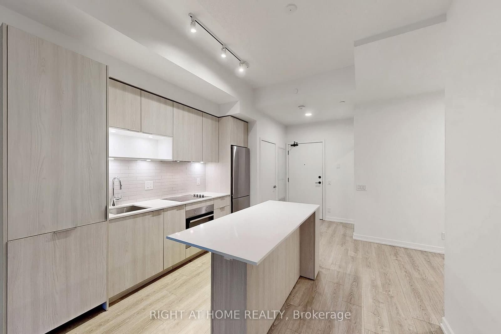 20 Tubman Avenue, Unit 707 thumbnail 5