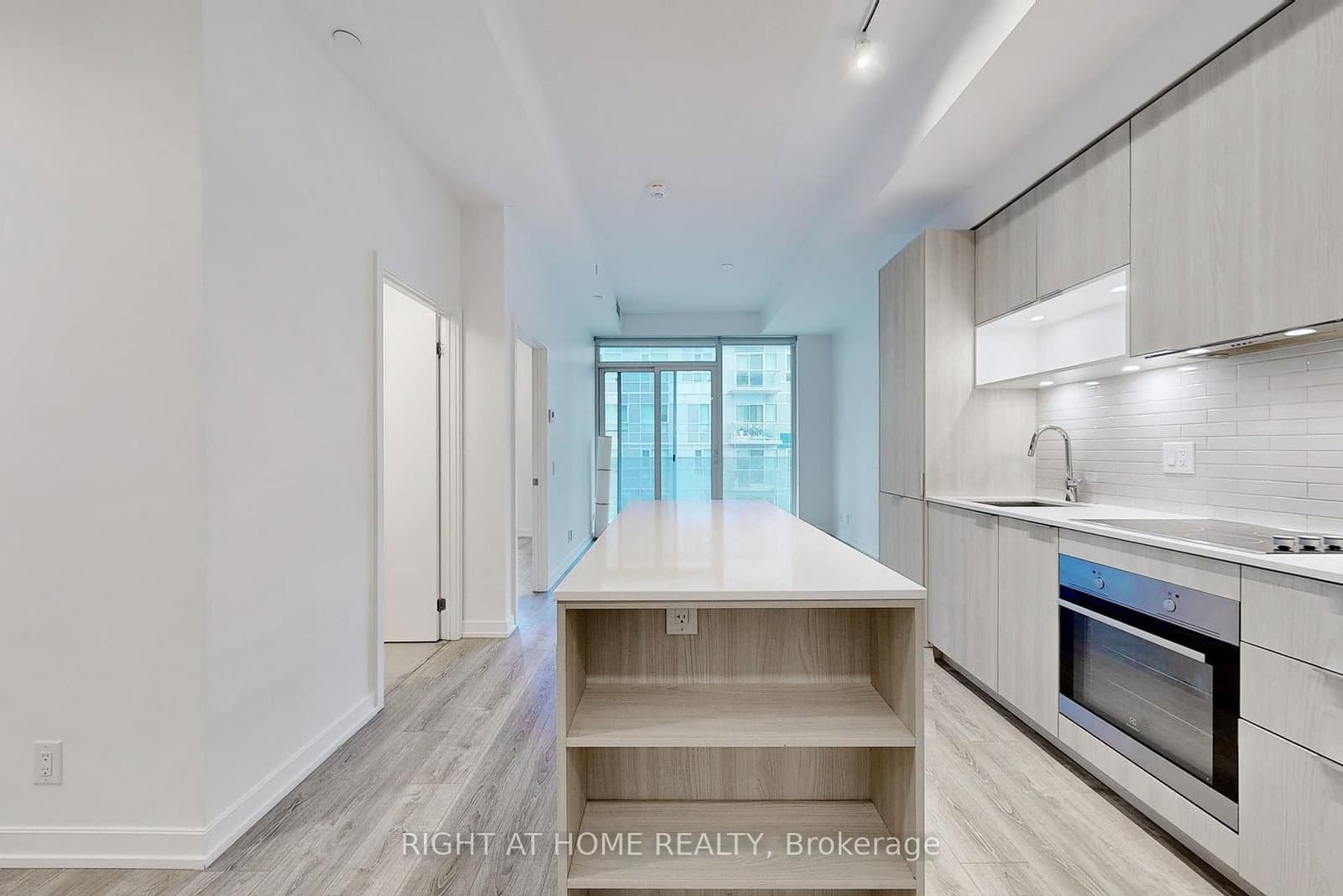20 Tubman Avenue, Unit 707 thumbnail 6